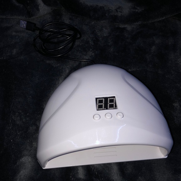 UV/LED NAIL LAMP! SWIPE➡️ - Picture 3 of 11